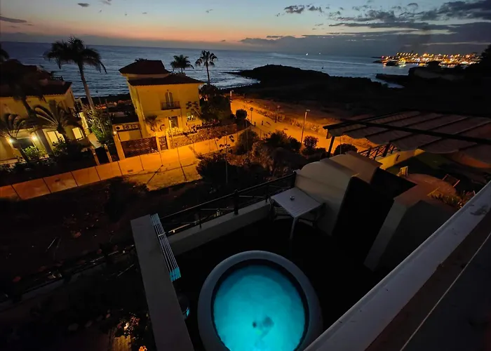 Brisa Serena - Oceanfront & Jacuzzi Дом отдыха *