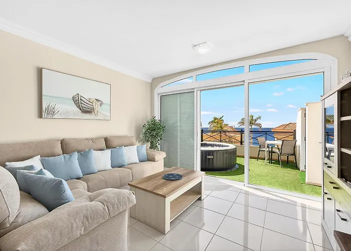 Holiday home Brisa Serena - Oceanfront & Jacuzzi Los Cristianos (Tenerife)