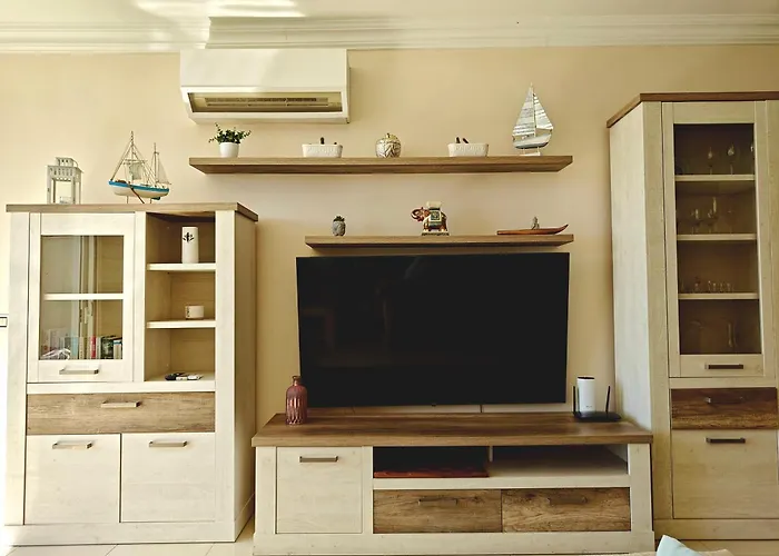 Holiday home Brisa Serena - Oceanfront & Jacuzzi