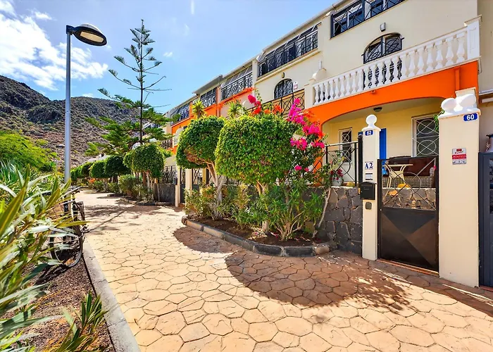 Holiday home Brisa Serena - Oceanfront & Jacuzzi Los Cristianos (Tenerife)