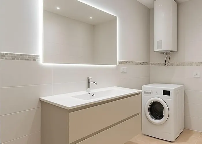 Holiday home Brisa Serena - Oceanfront & Jacuzzi *